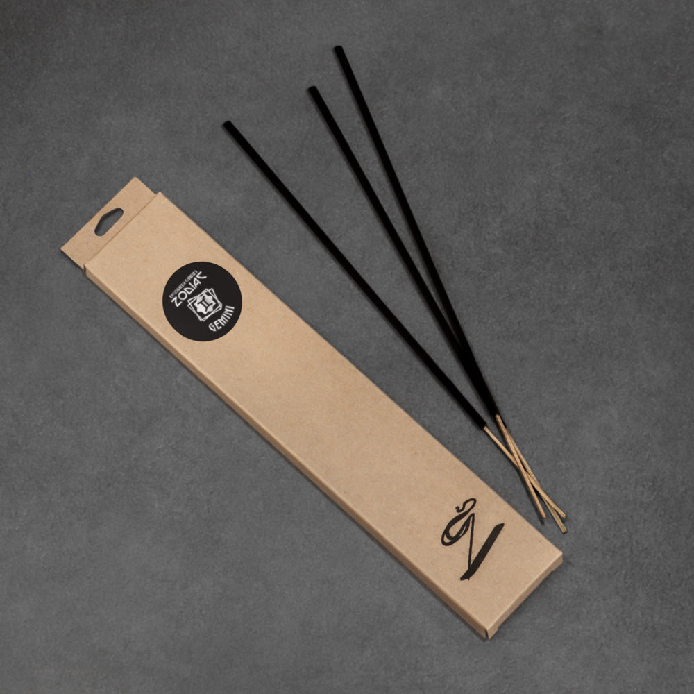 Teakwood & tobacco incense sticks Set of 15